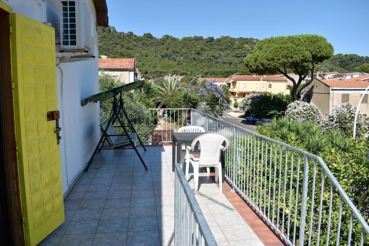 Casa Vacanze "Villa Severina" Iun R6166 R6692 Carbonia Exterior photo